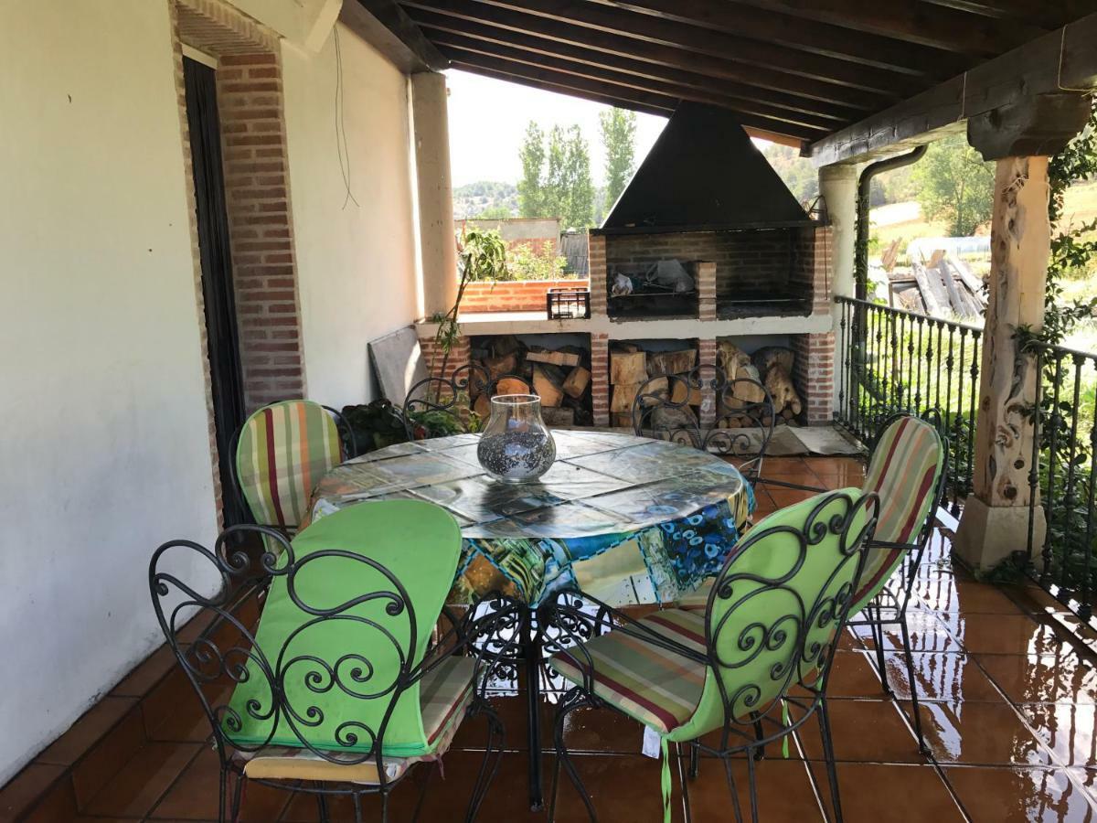 Casa De Pueblo Con Merendero Alquilable Opcionalmente Casarejos Extérieur photo